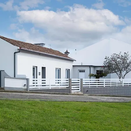 Casa Da Caldeira By Azorean Living *