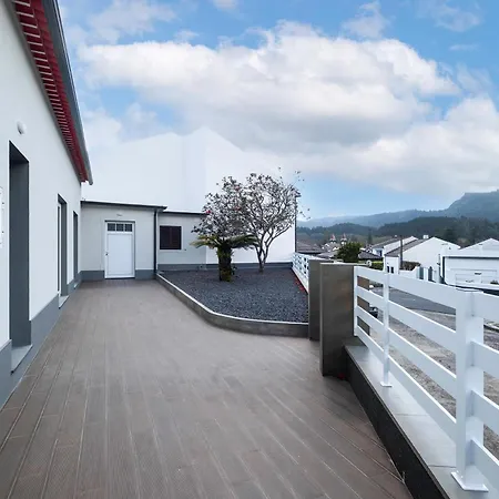 Casa Da Caldeira By Azorean Living